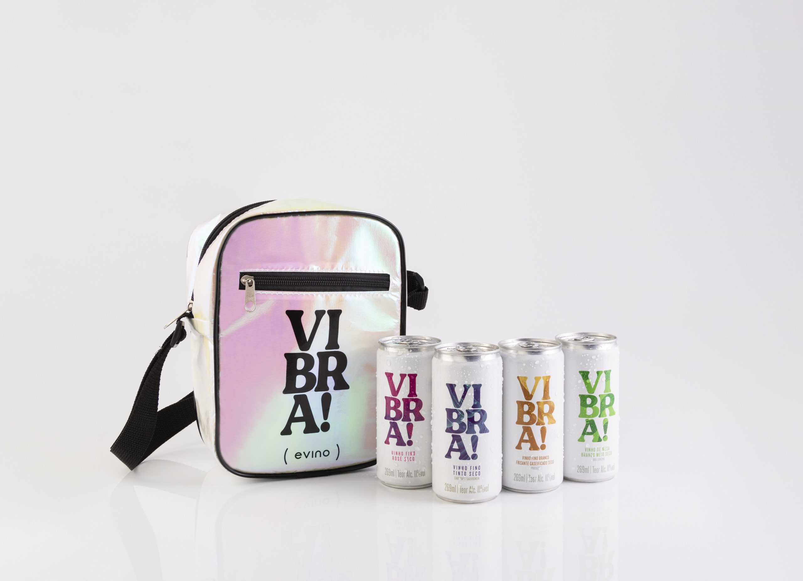 Vinho em lata da seleção Vibra! e mochila térmica da marca