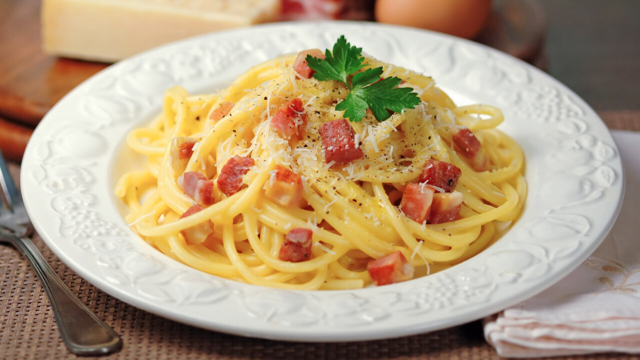 Macarrão a carbonara